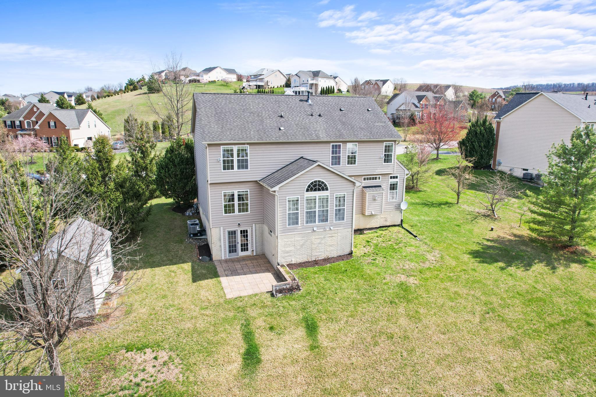 SUMMIT RIDGE - Residential