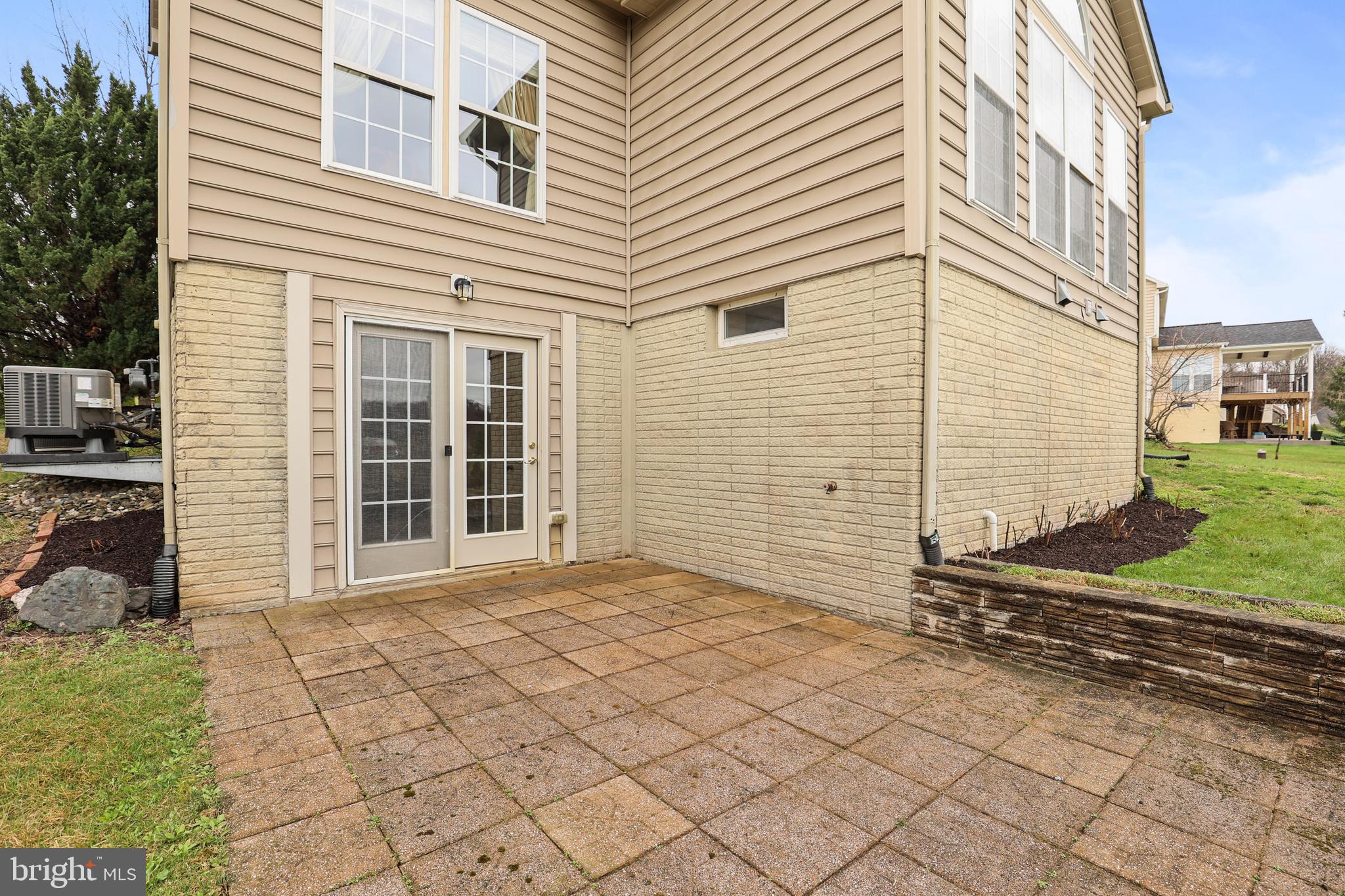SUMMIT RIDGE - Residential