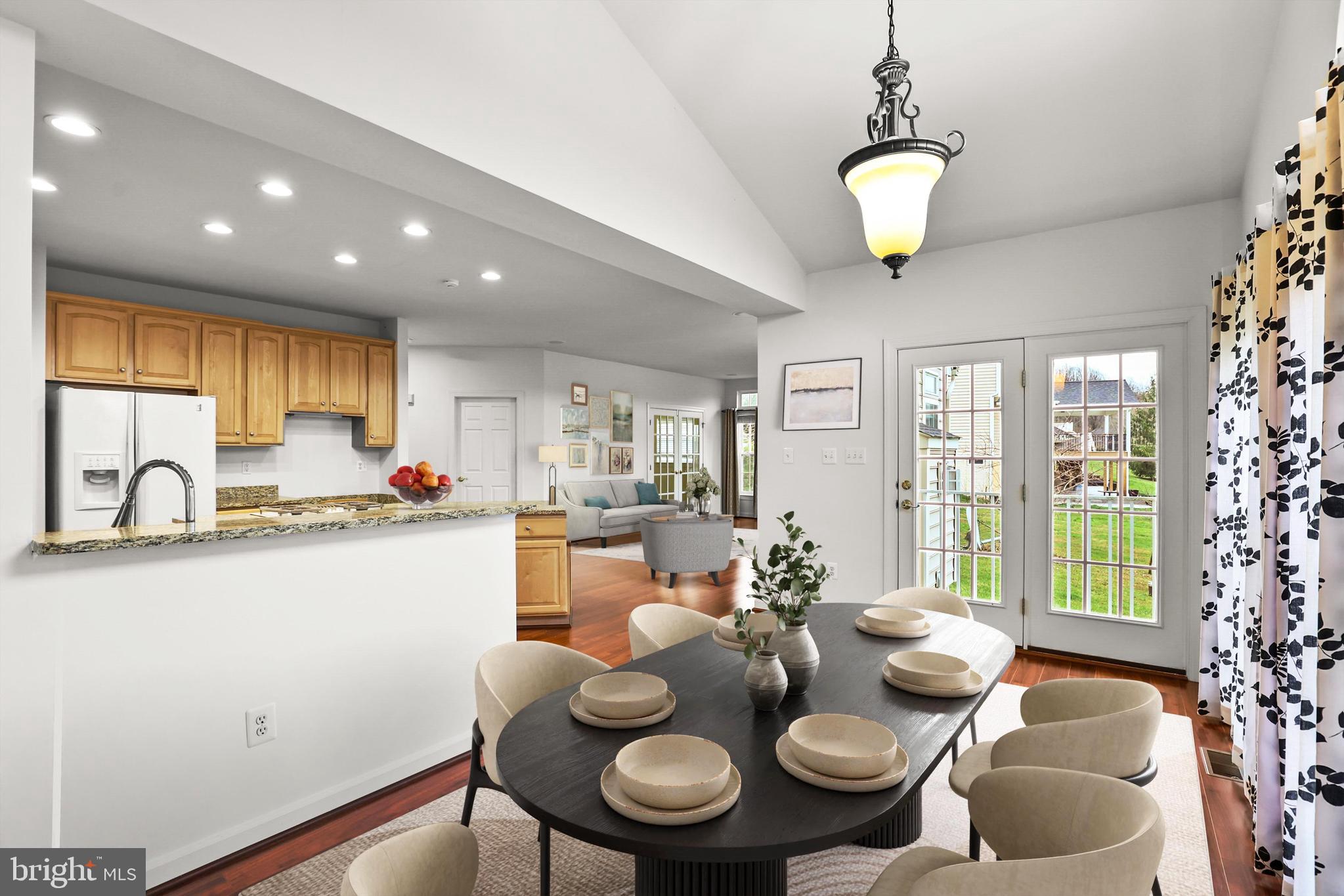 SUMMIT RIDGE - Residential