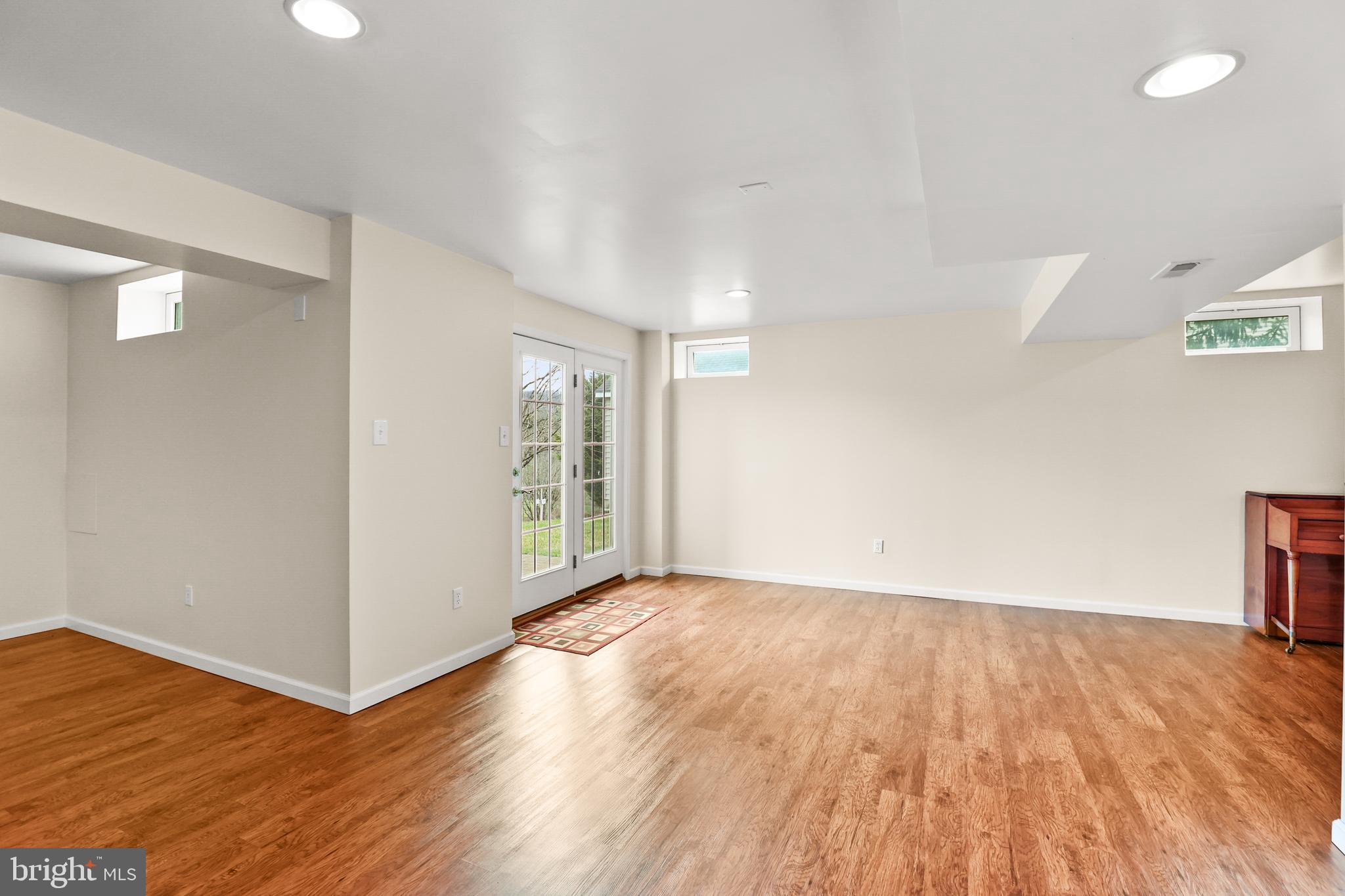 SUMMIT RIDGE - Residential
