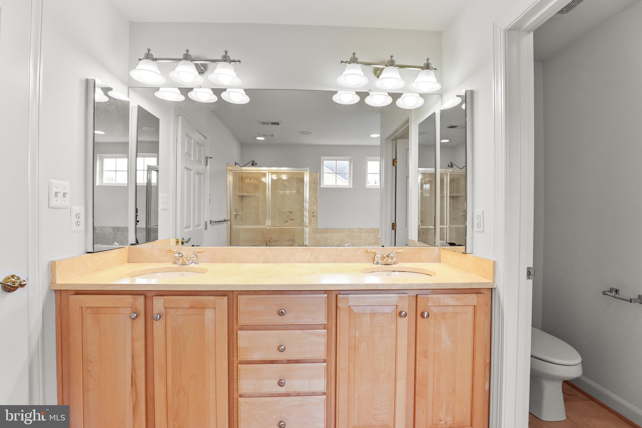 SUMMIT RIDGE - Residential