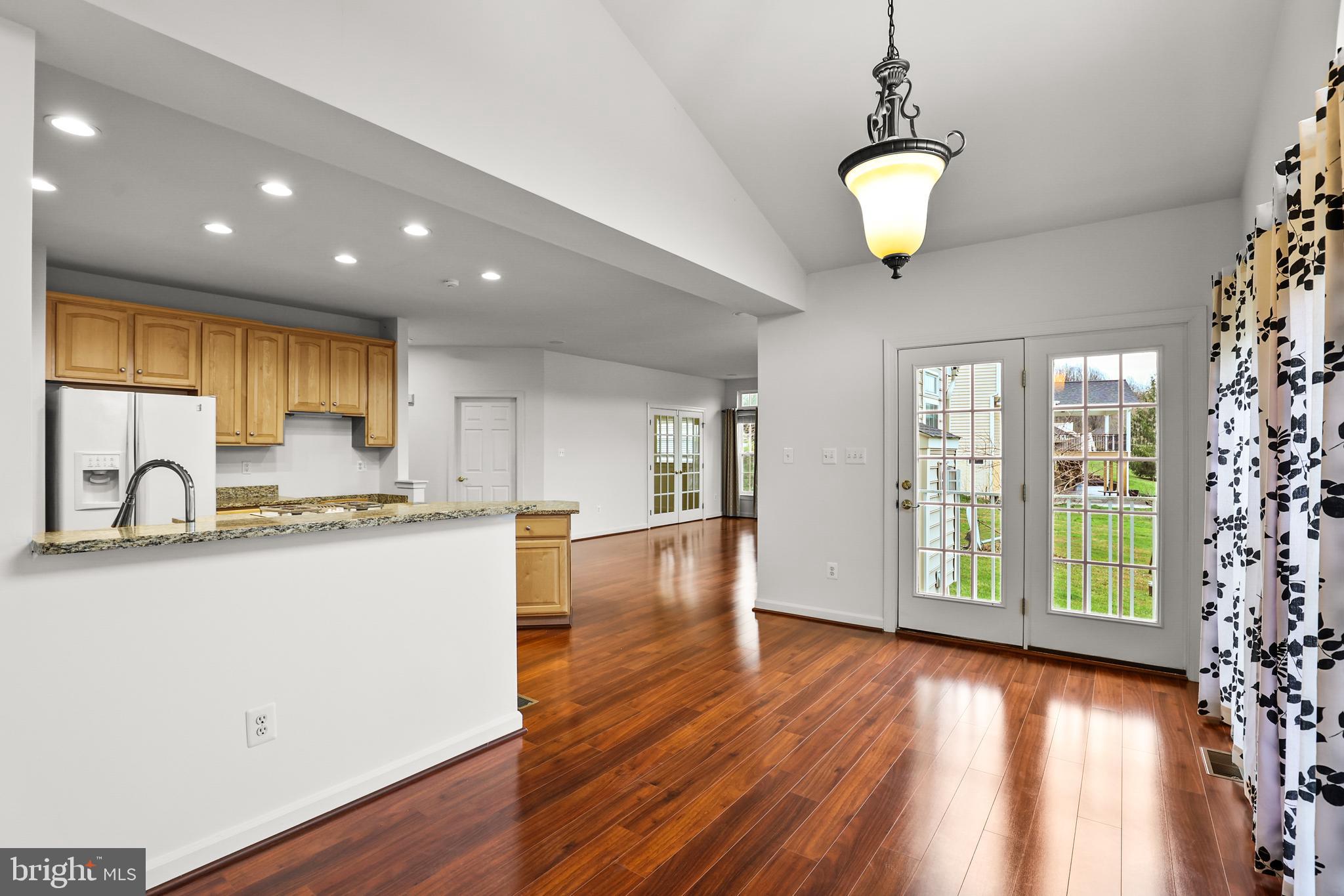 SUMMIT RIDGE - Residential