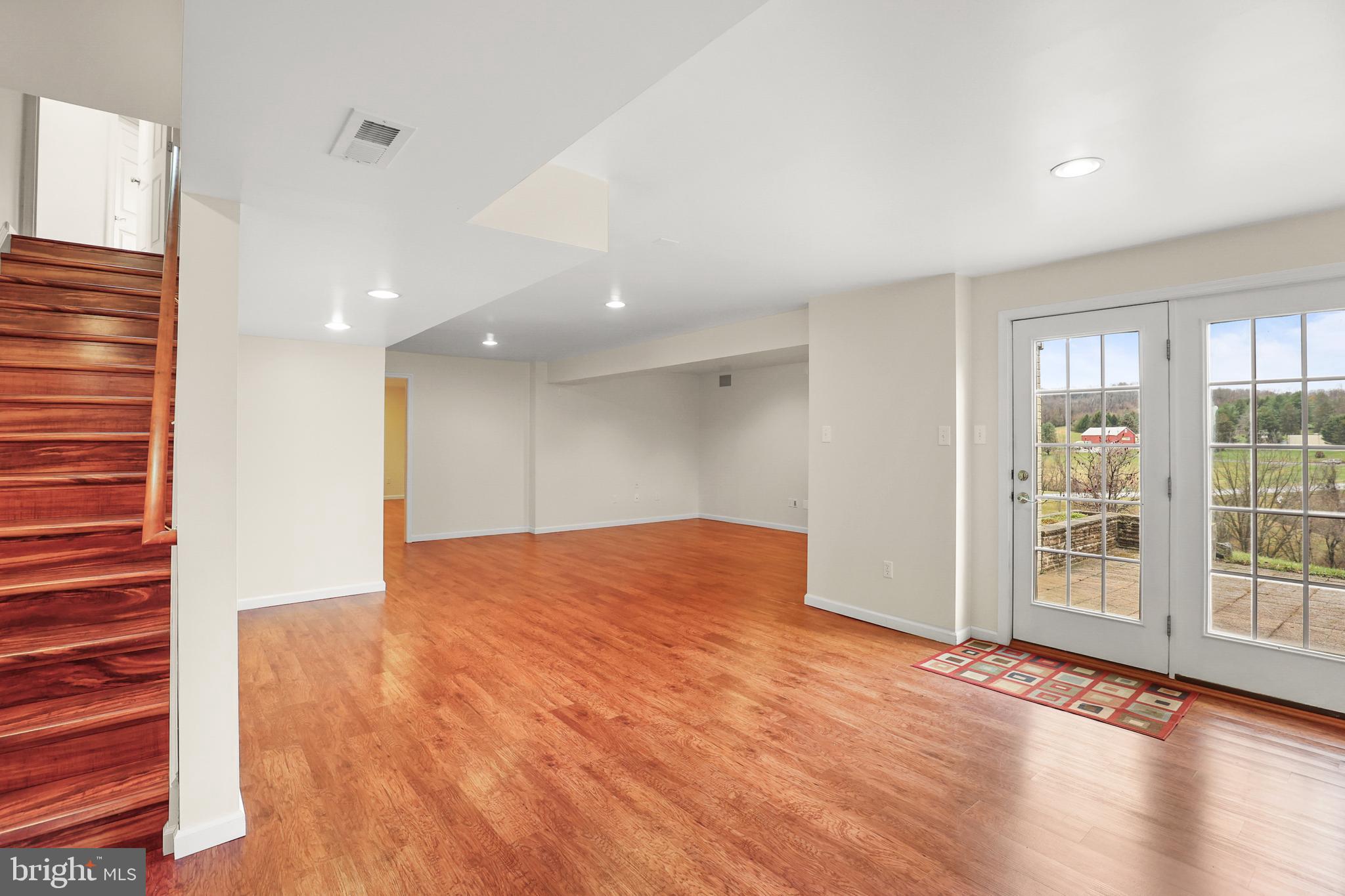 SUMMIT RIDGE - Residential