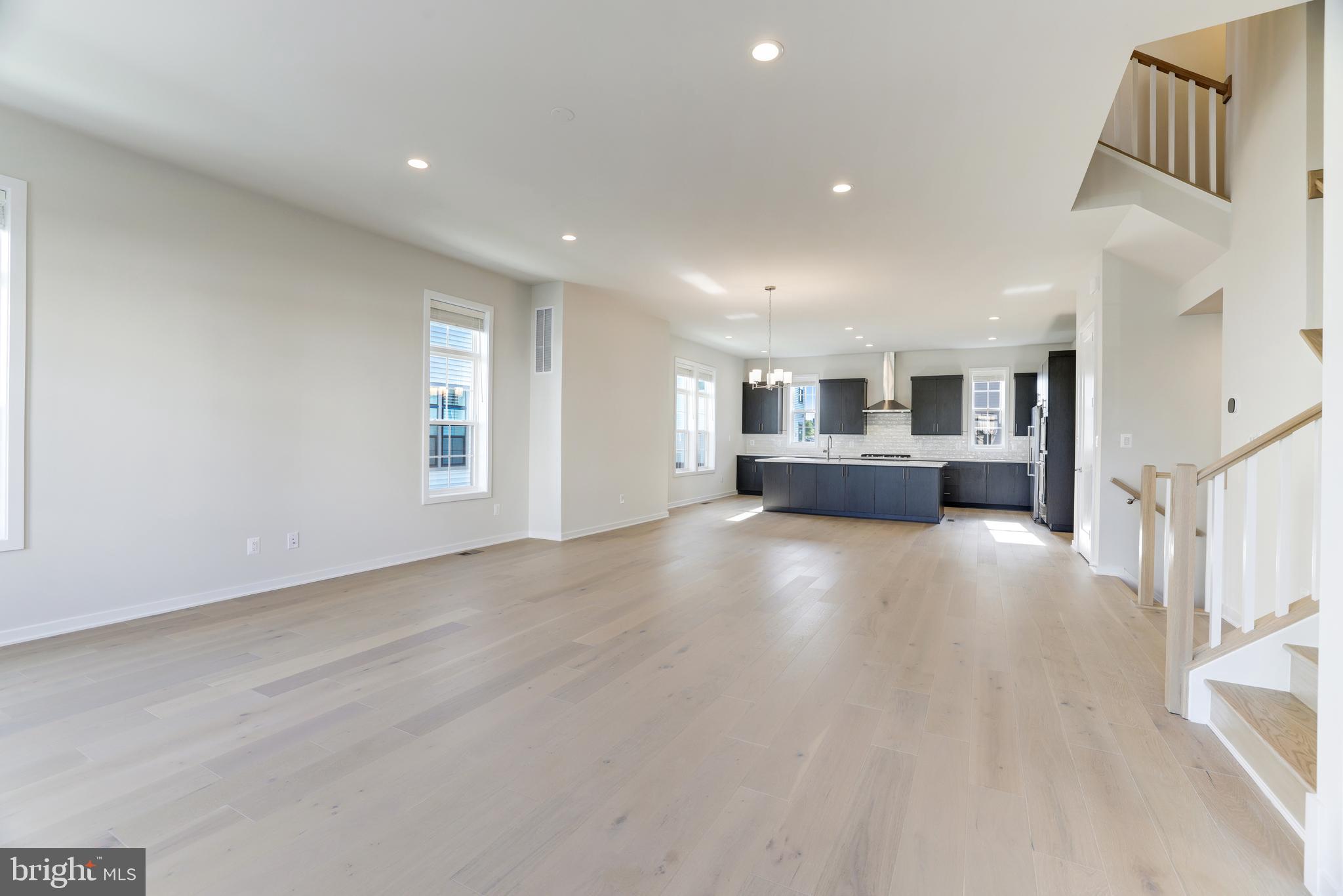 REGENCY AT BELMONT - Residential