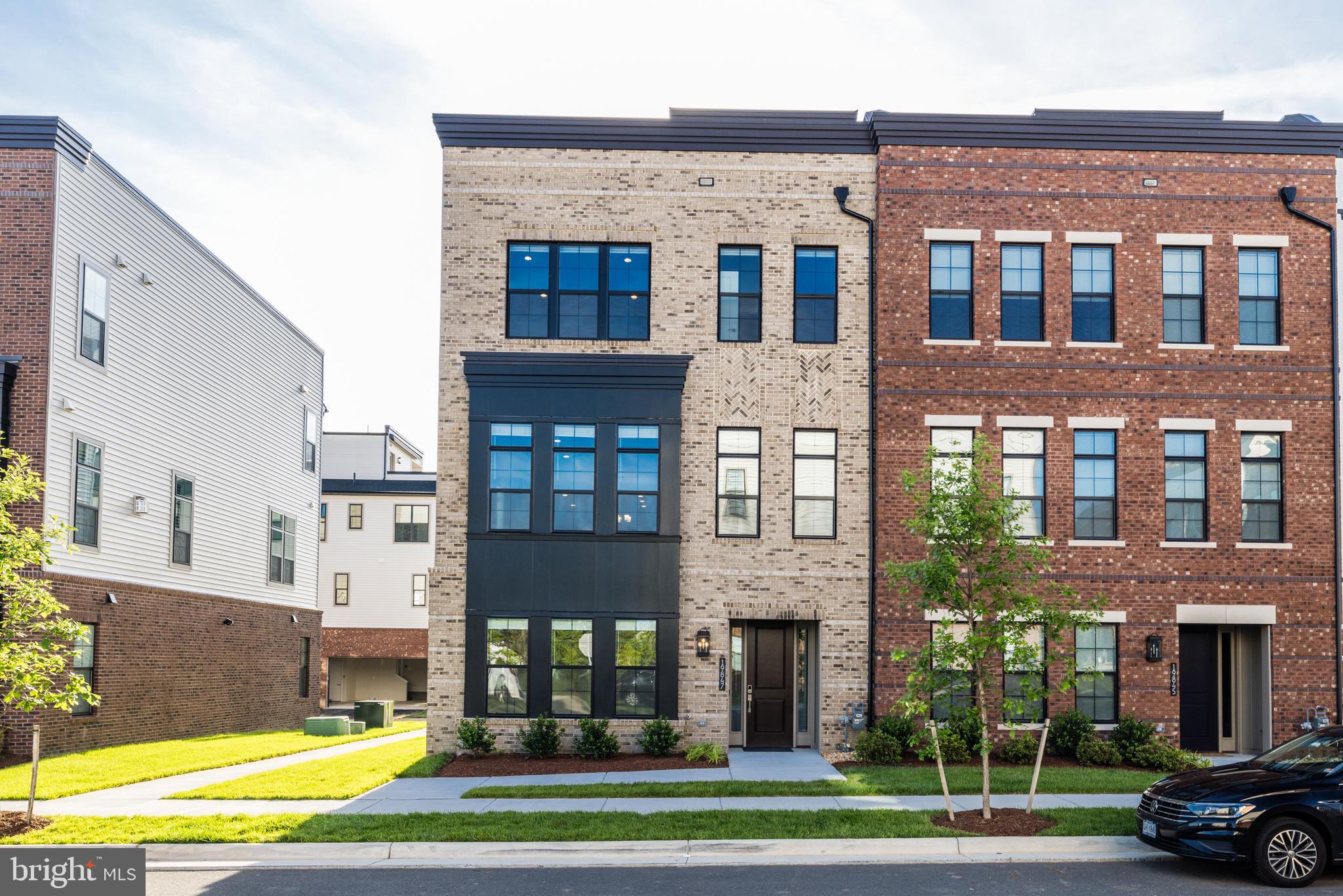 REGENCY AT BELMONT - Residential