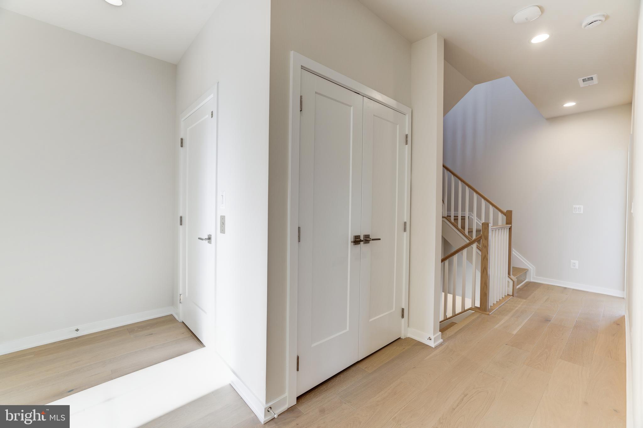 REGENCY AT BELMONT - Residential