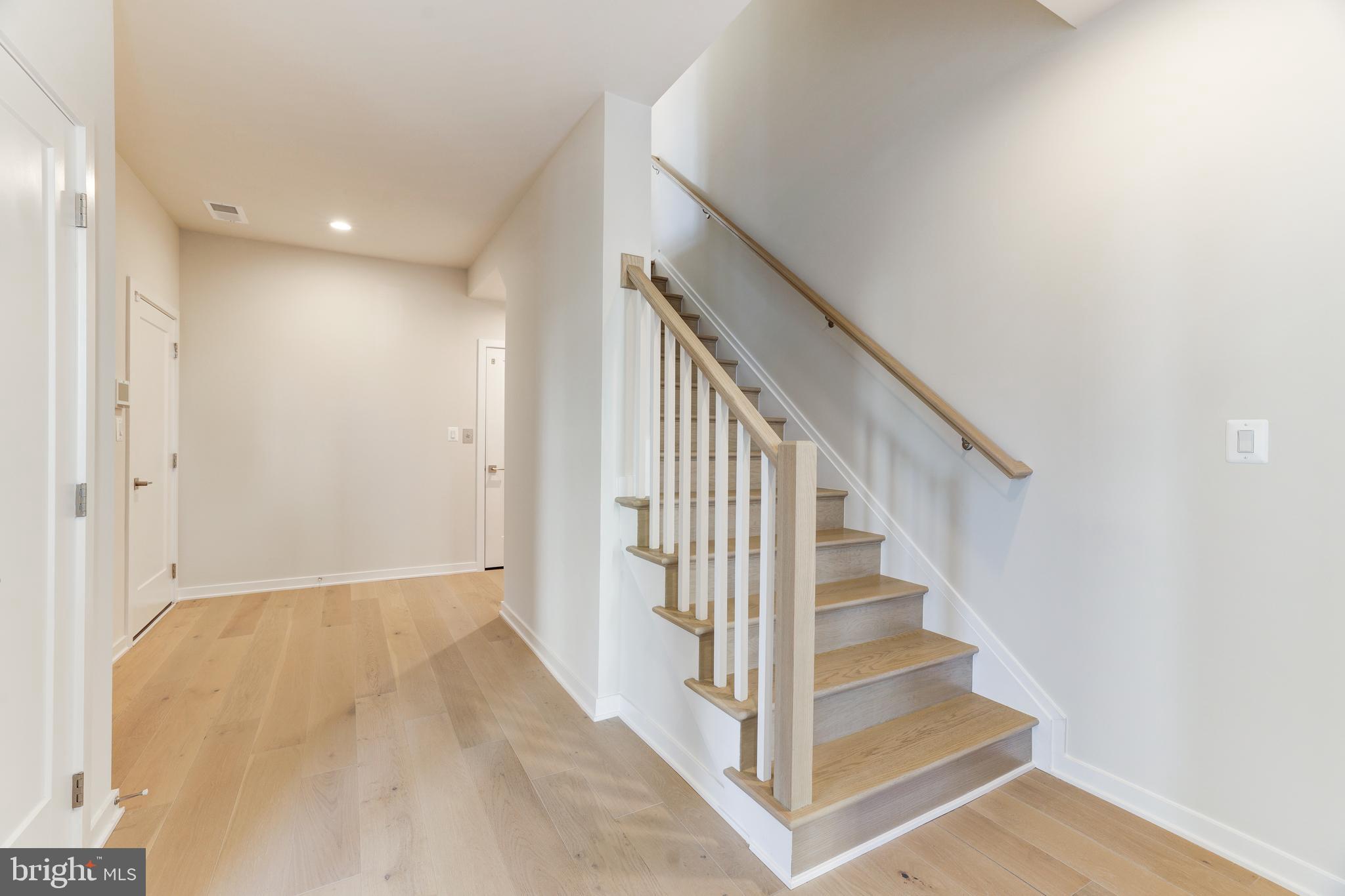 REGENCY AT BELMONT - Residential