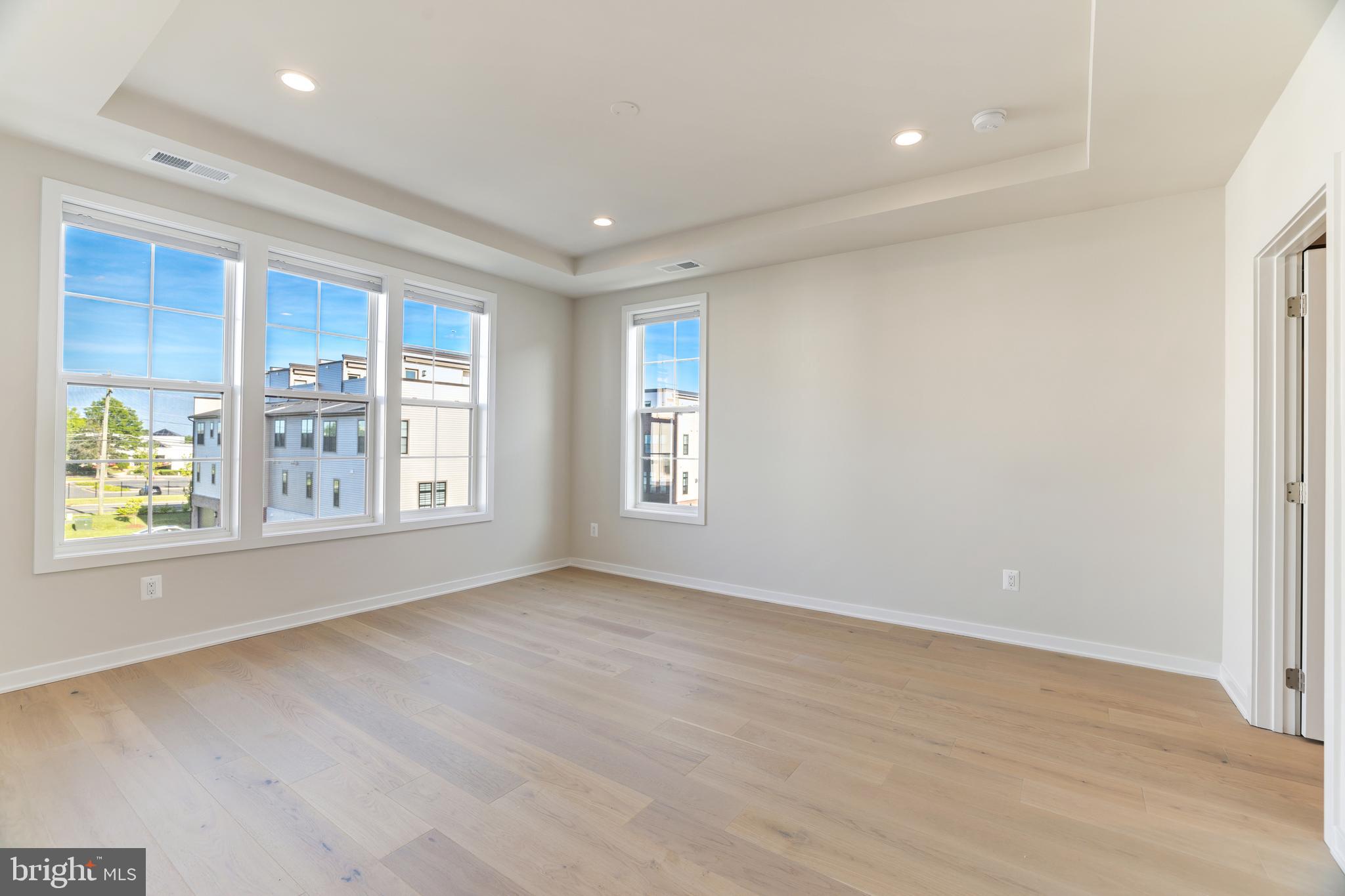 REGENCY AT BELMONT - Residential