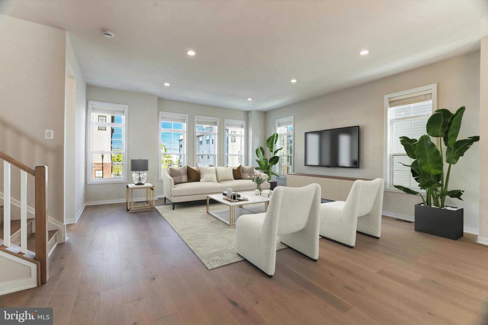 REGENCY AT BELMONT - Residential