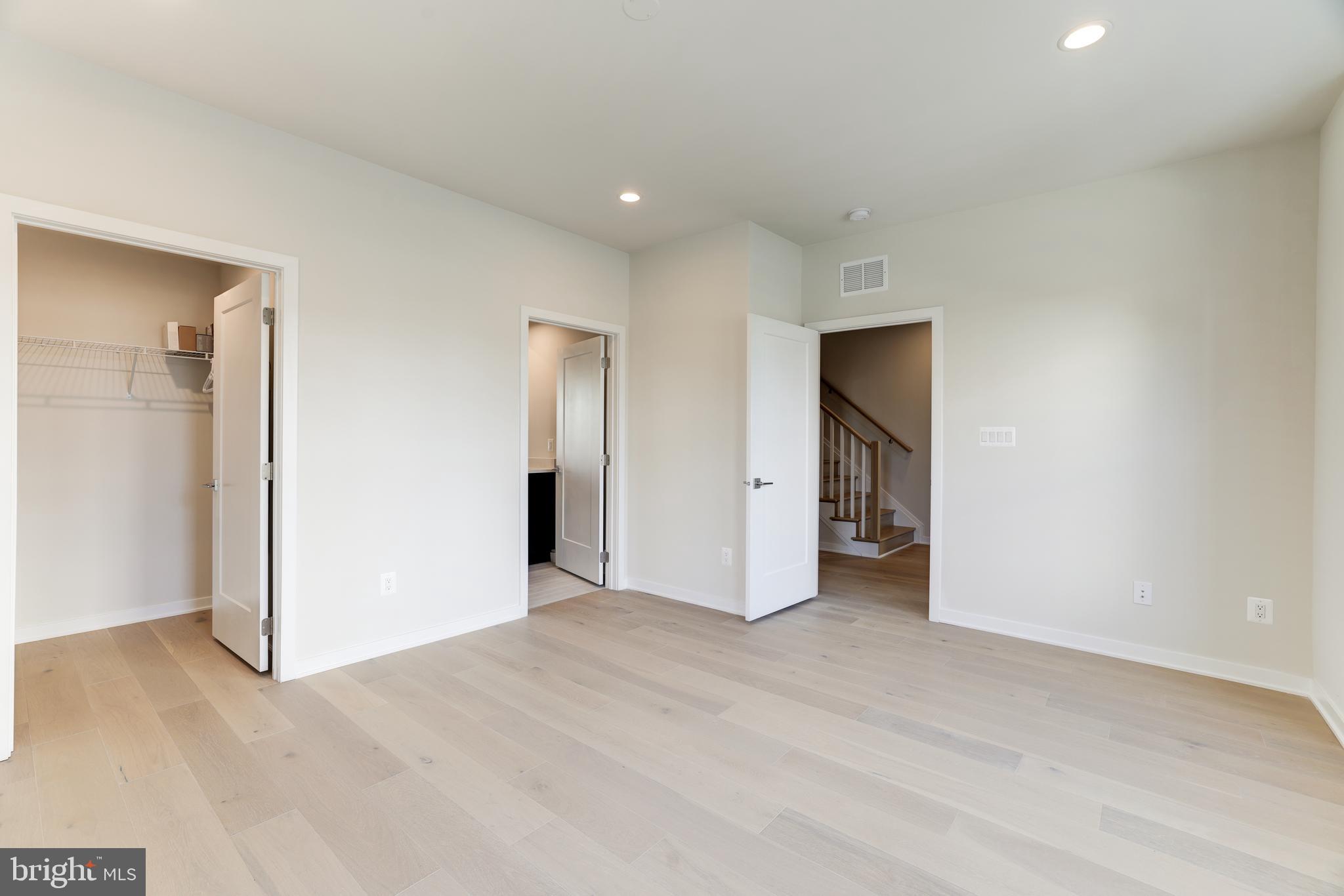 REGENCY AT BELMONT - Residential