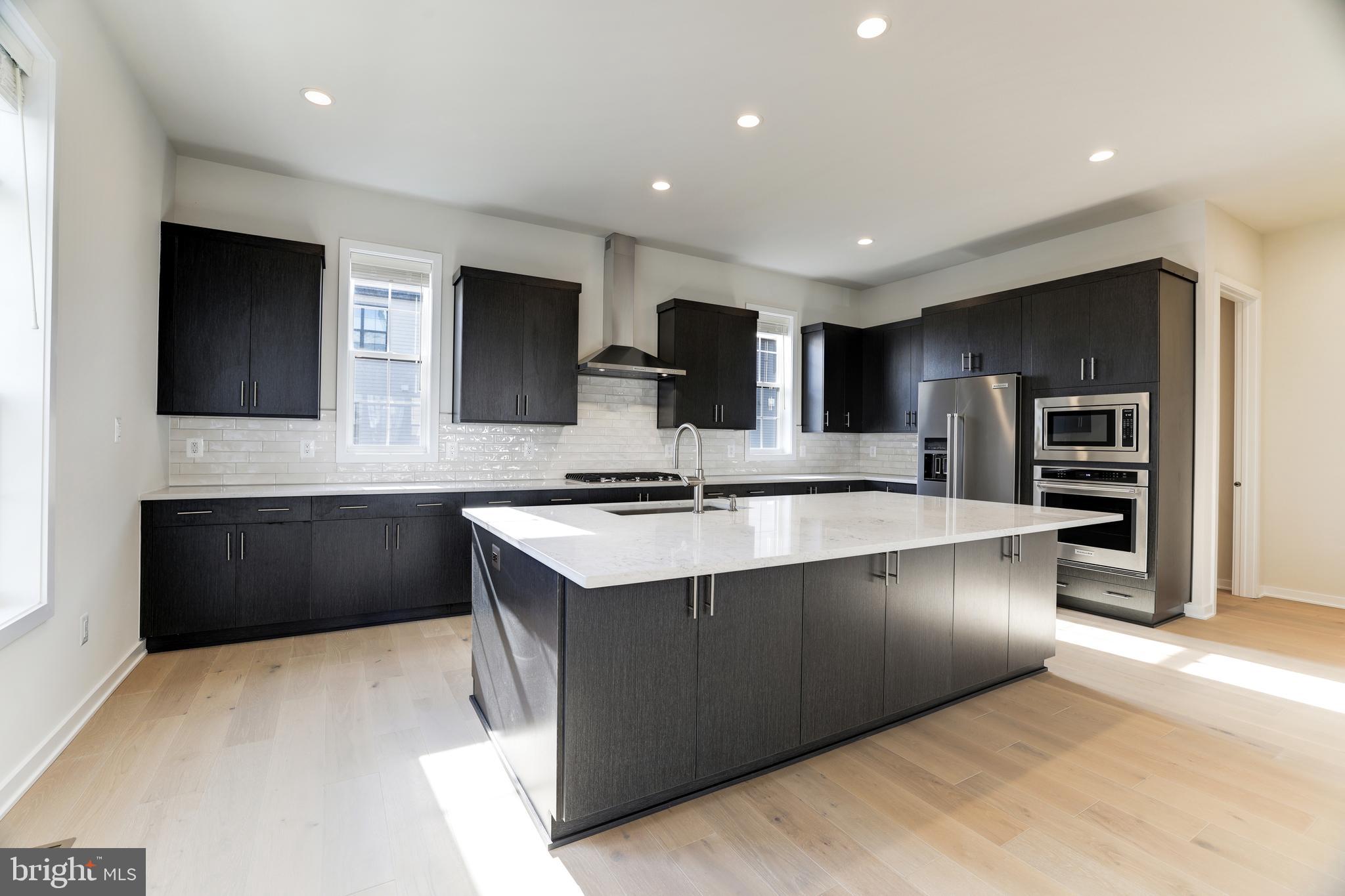 REGENCY AT BELMONT - Residential