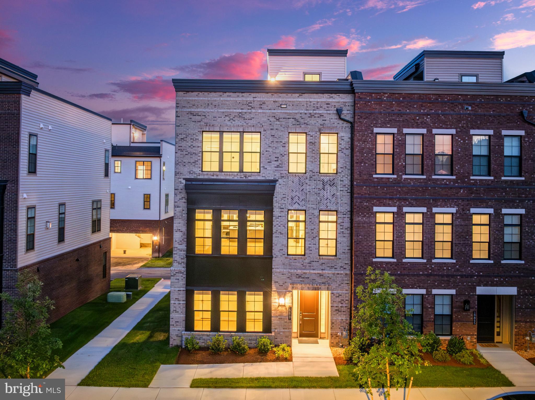 REGENCY AT BELMONT - Residential