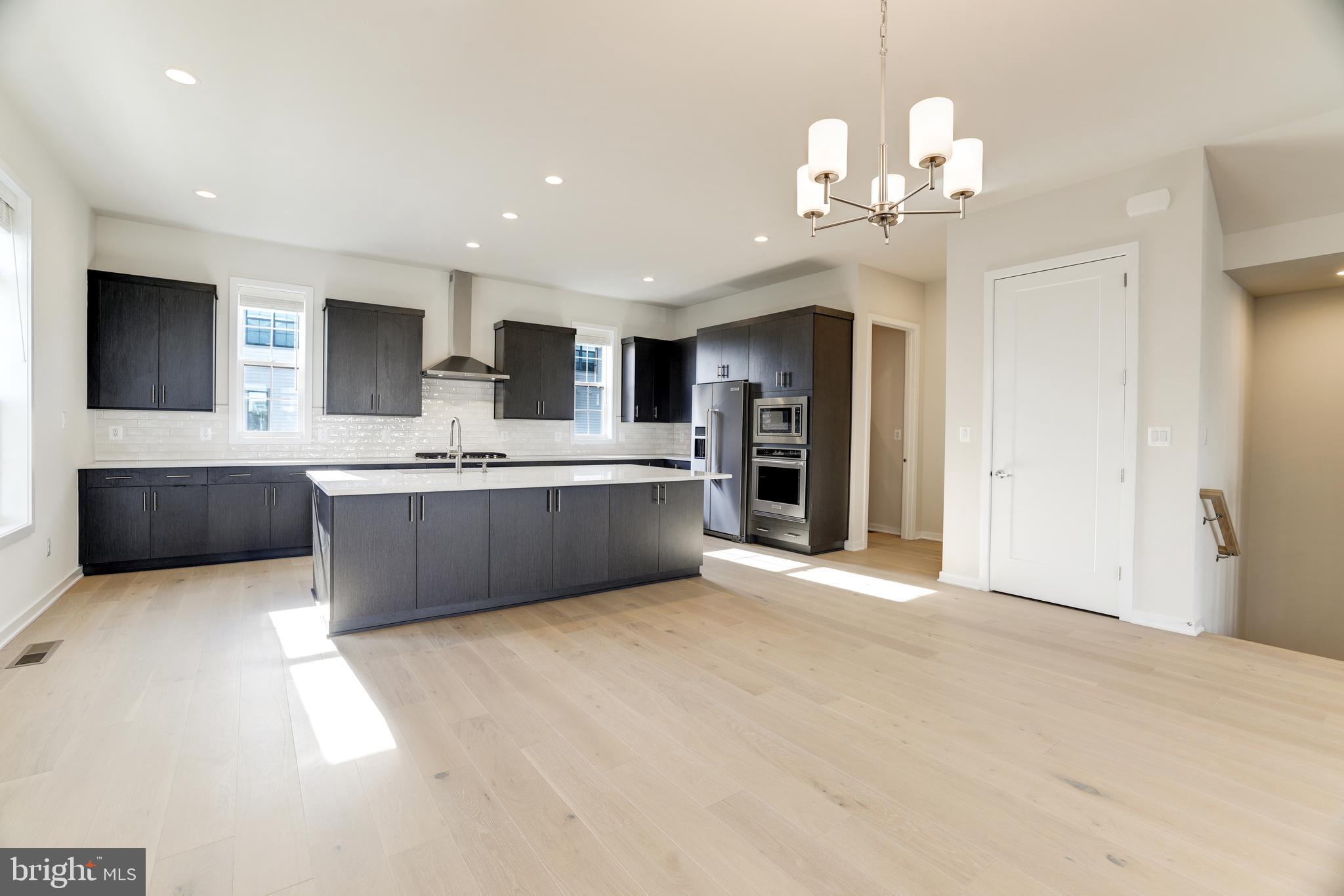 REGENCY AT BELMONT - Residential