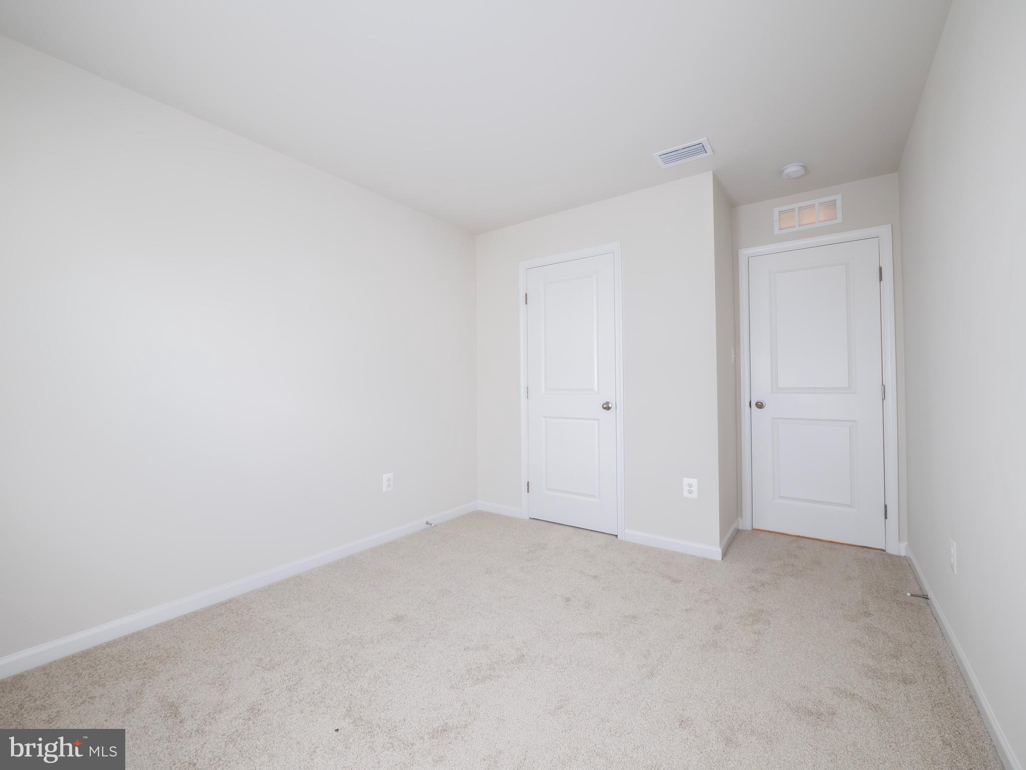 CARDINAL POINTE - Residential