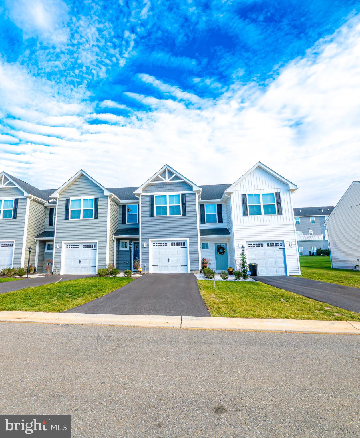 CARDINAL POINTE - Residential