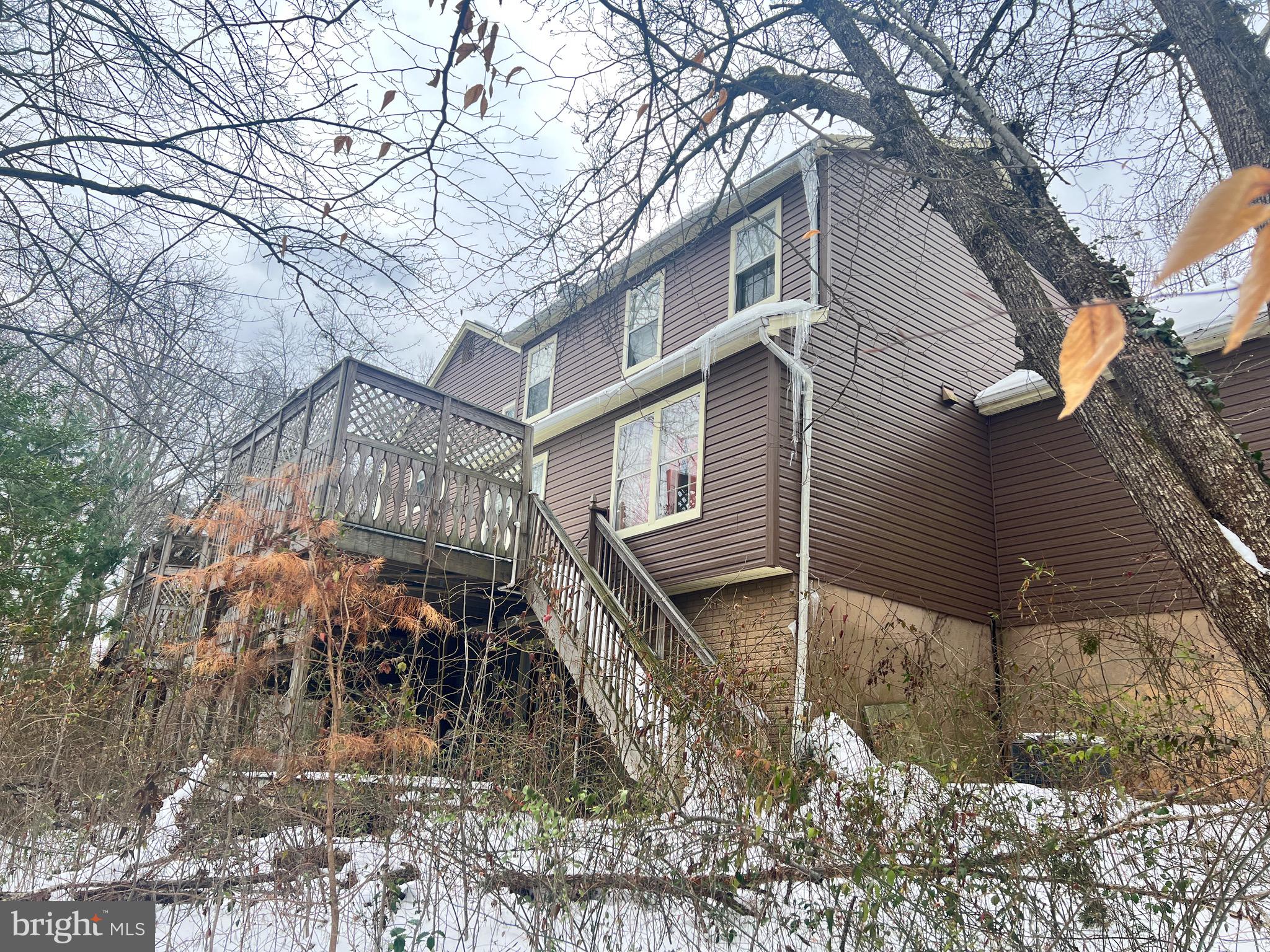 FAIRFAX STATION - Residential