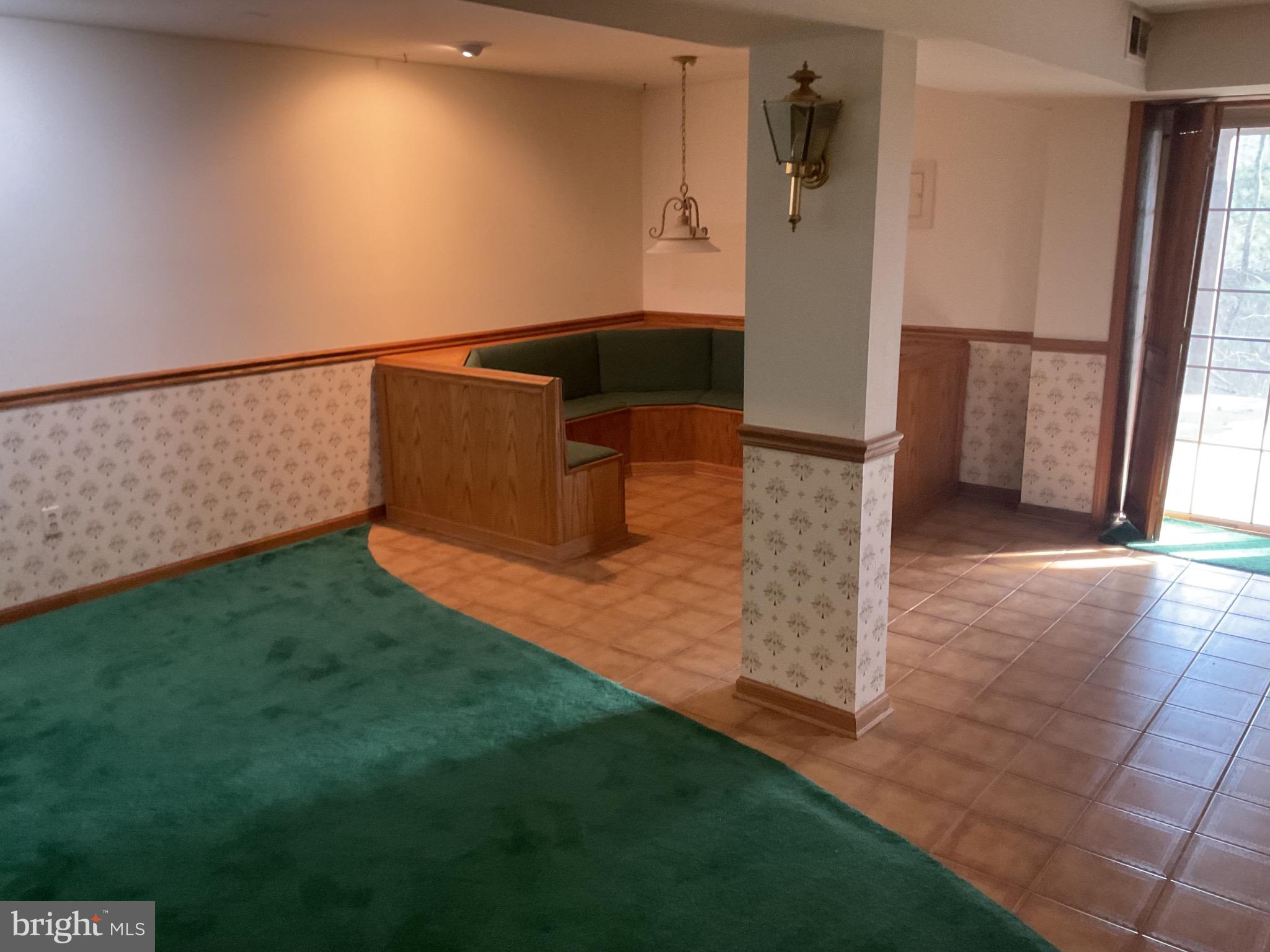 FAIRFAX STATION - Residential