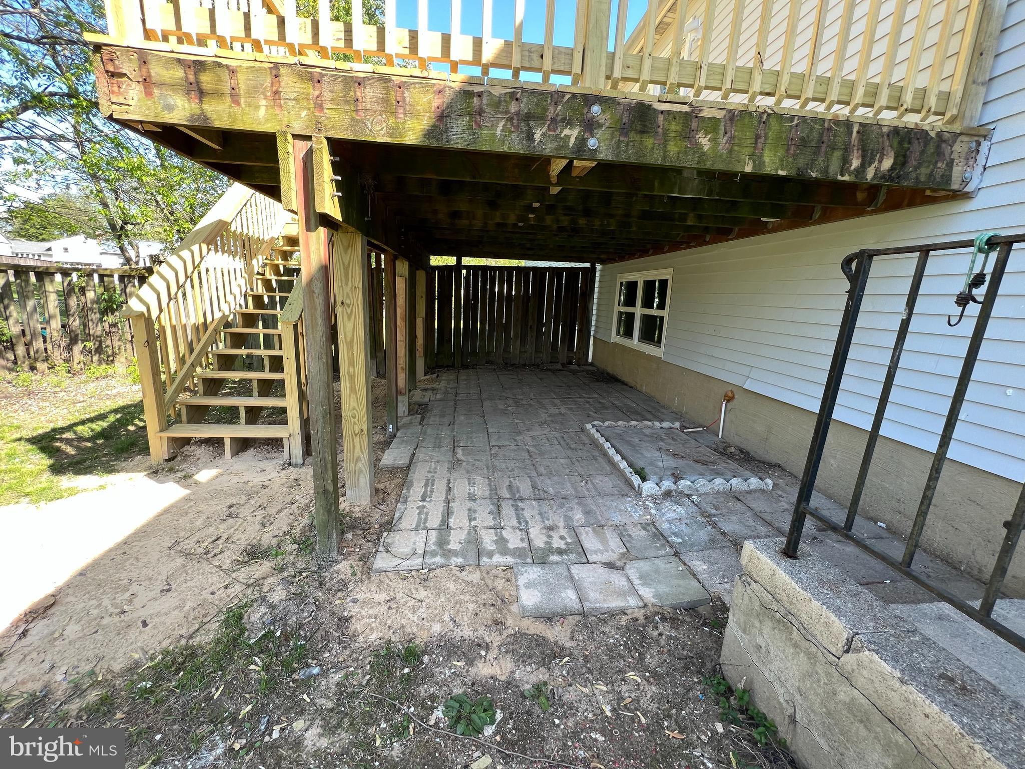 EAST PARK VILLAGE - Residential