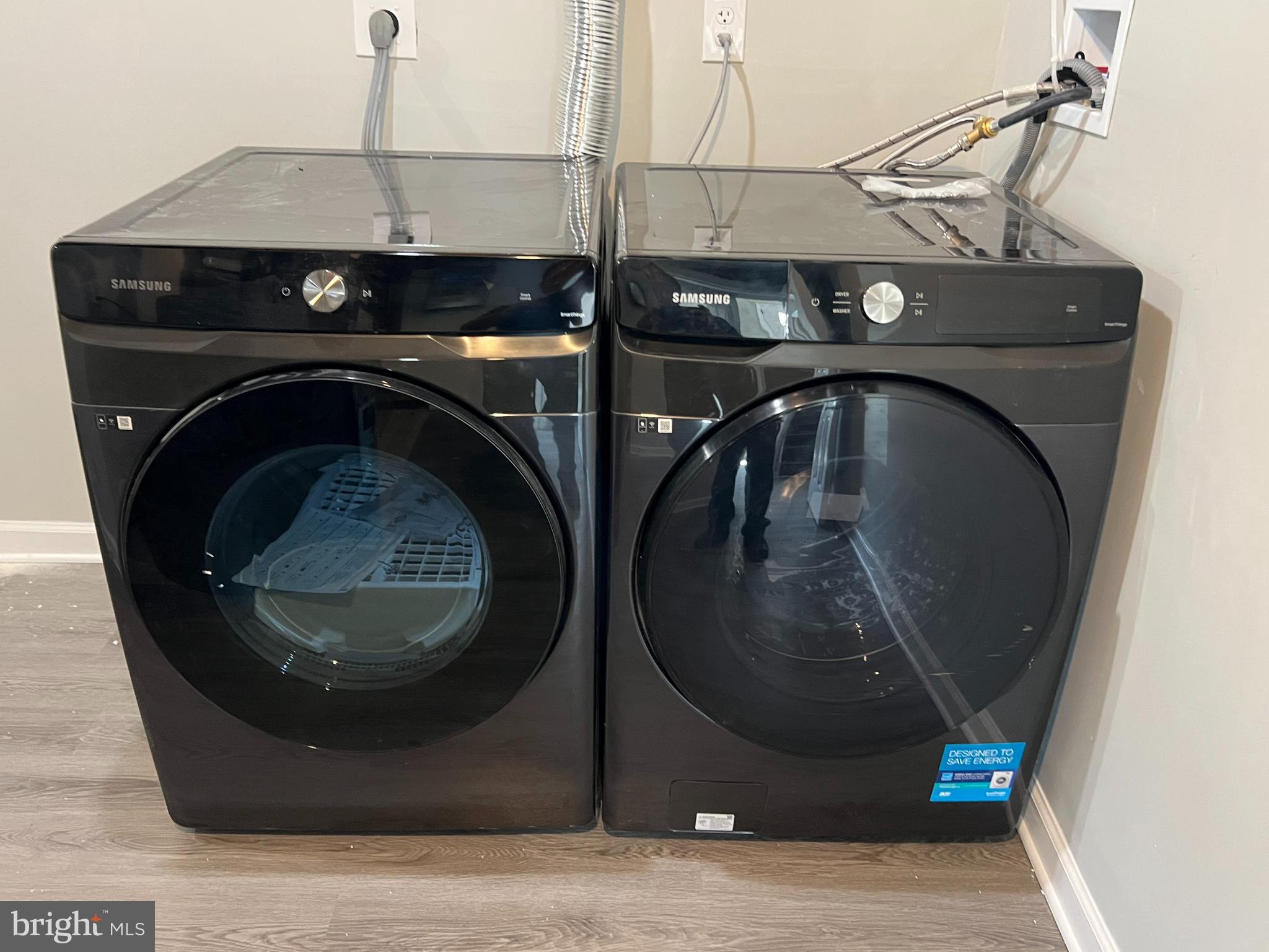 EAST PARK VILLAGE - Residential