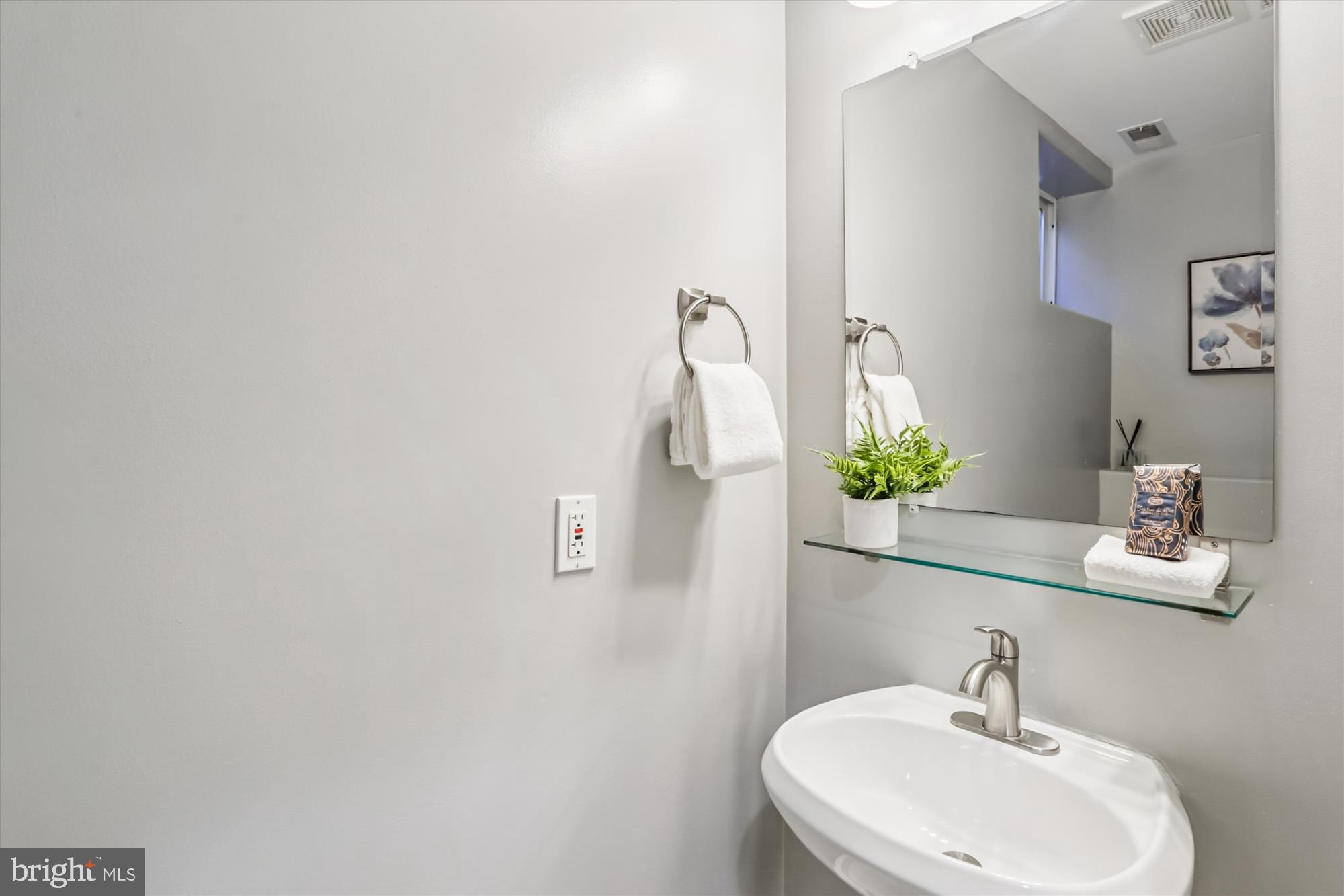 TAKOMA PARK - Residential