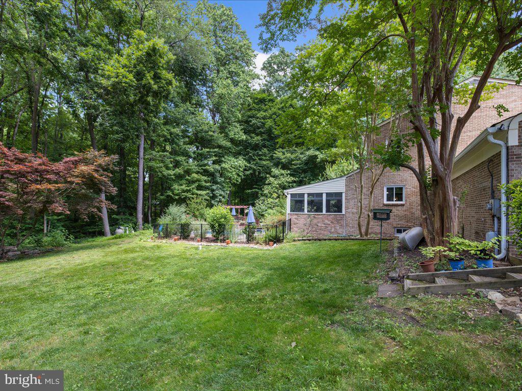 THE MEADOWS - Residential