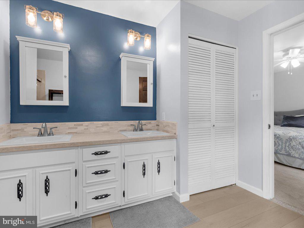 THE MEADOWS - Residential