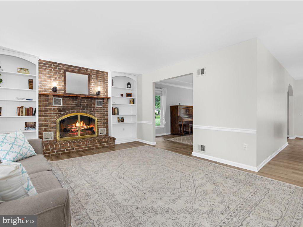 THE MEADOWS - Residential