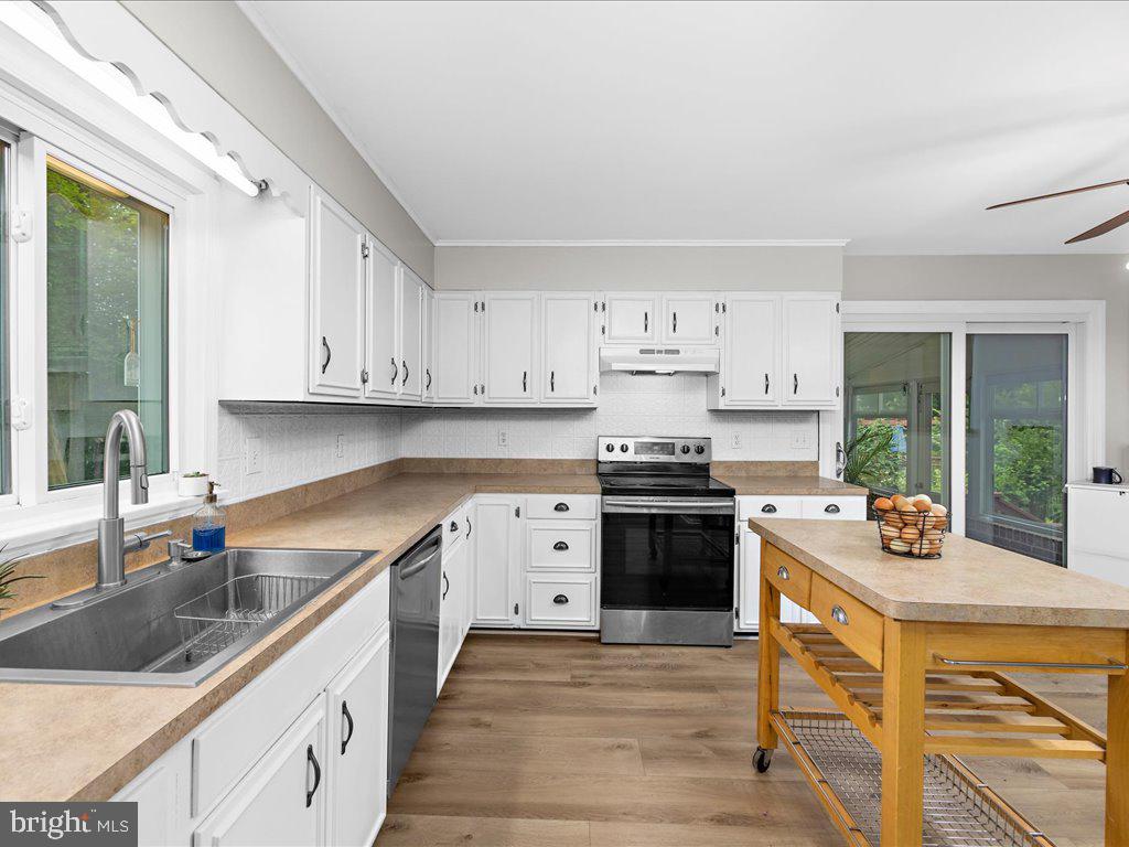 THE MEADOWS - Residential