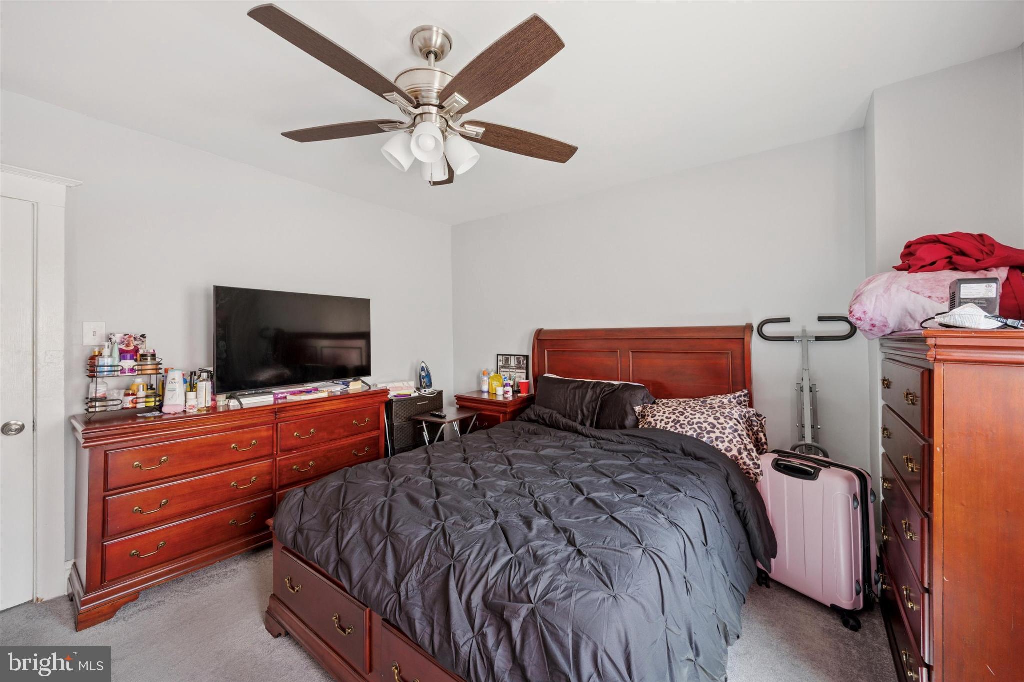 YEADON - Residential