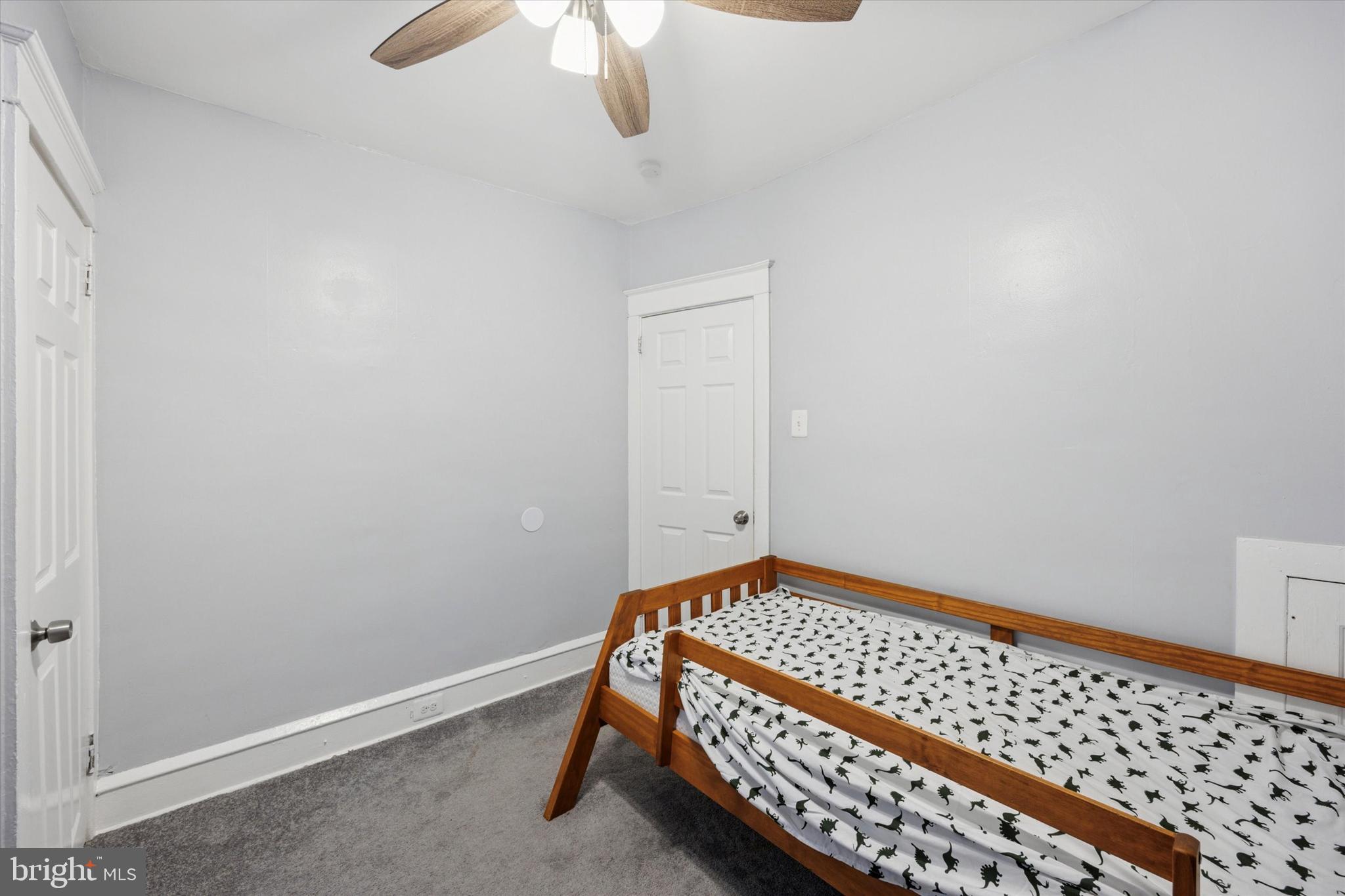 YEADON - Residential