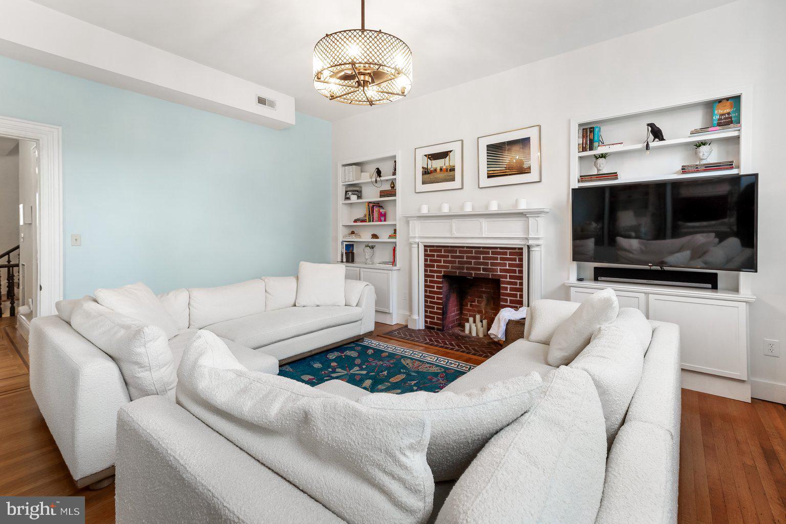 MOUNT VERNON PLACE HISTORIC DISTRICT - Residential