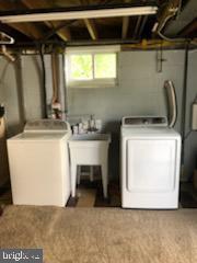 BROOKLYN PARK - Residential Lease