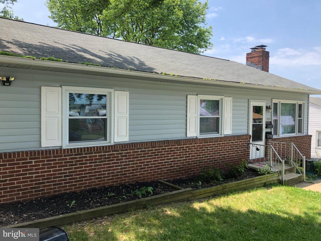 BROOKLYN PARK - Residential Lease