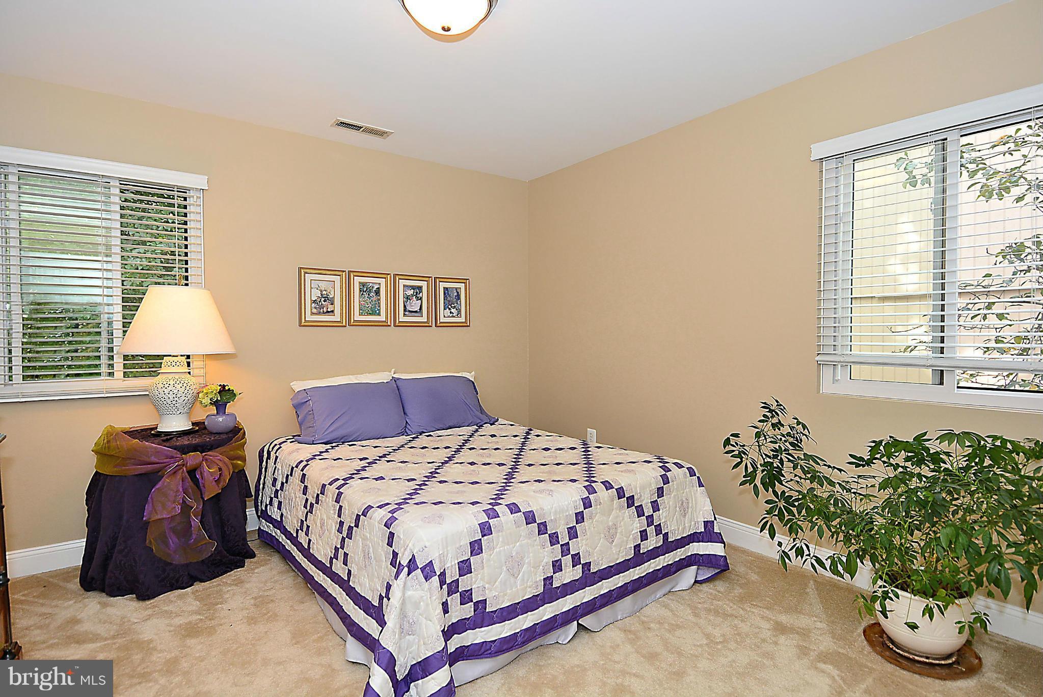 GREAT OAKS - Residential