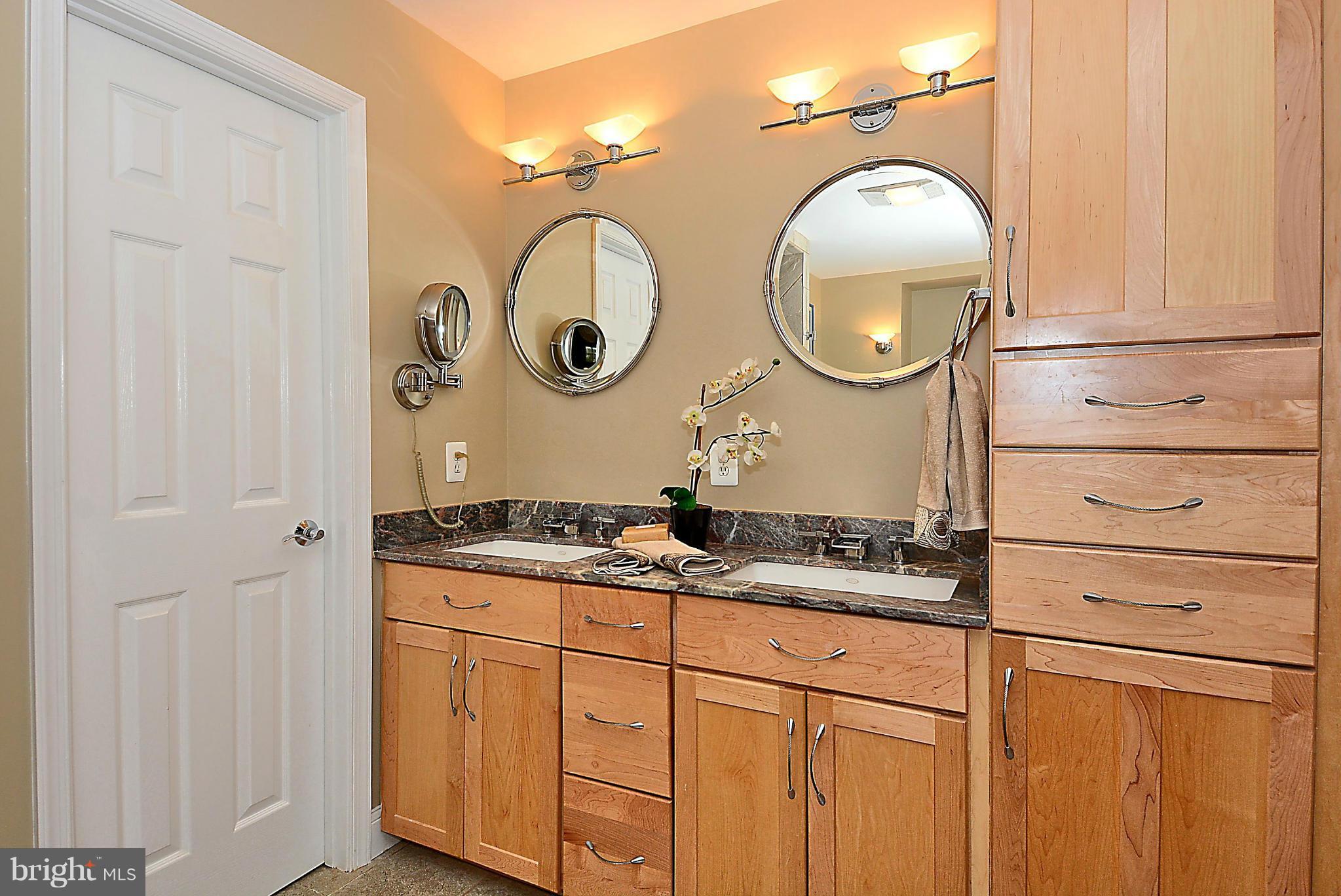 GREAT OAKS - Residential