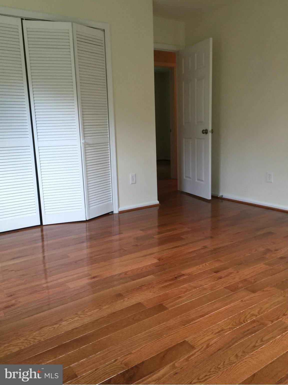 DUNN LORING VILLAGE - Residential