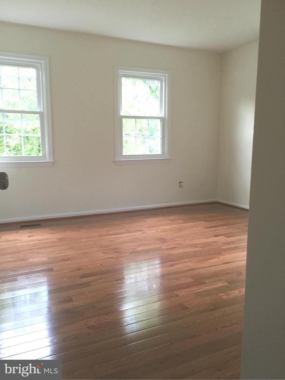 DUNN LORING VILLAGE - Residential