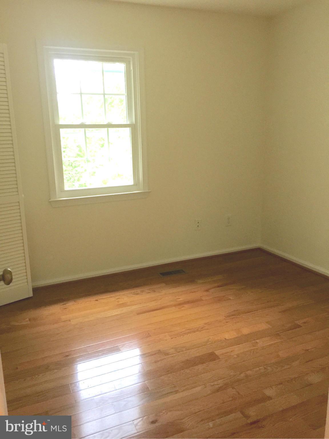 DUNN LORING VILLAGE - Residential