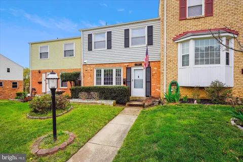 56 Orchard Drive, Gaithersburg, MD MLS: MDMC2168958
