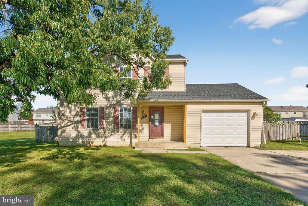 Photo of 3700 Copperville Way, FORT WASHINGTON, MD 20744 (MLS # MDPG2178706)