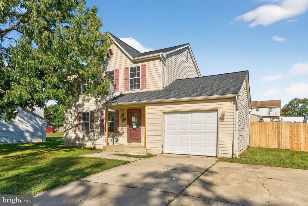 Photo of 3700 Copperville Way, FORT WASHINGTON, MD 20744 (MLS # MDPG2178706)
