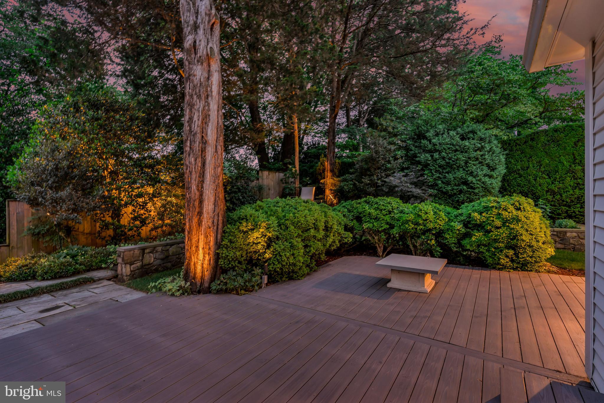 WILLOW WOODS - Residential