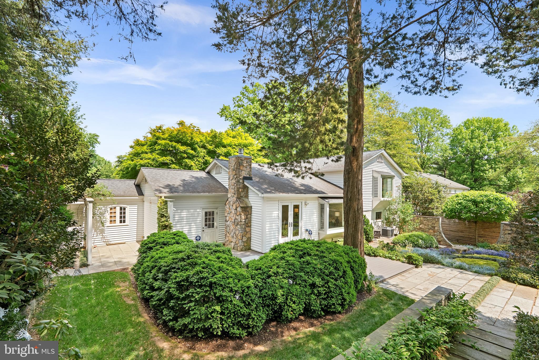 WILLOW WOODS - Residential
