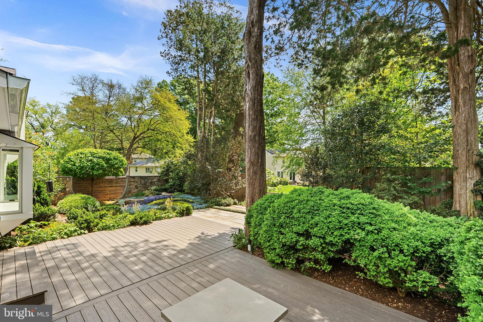 WILLOW WOODS - Residential