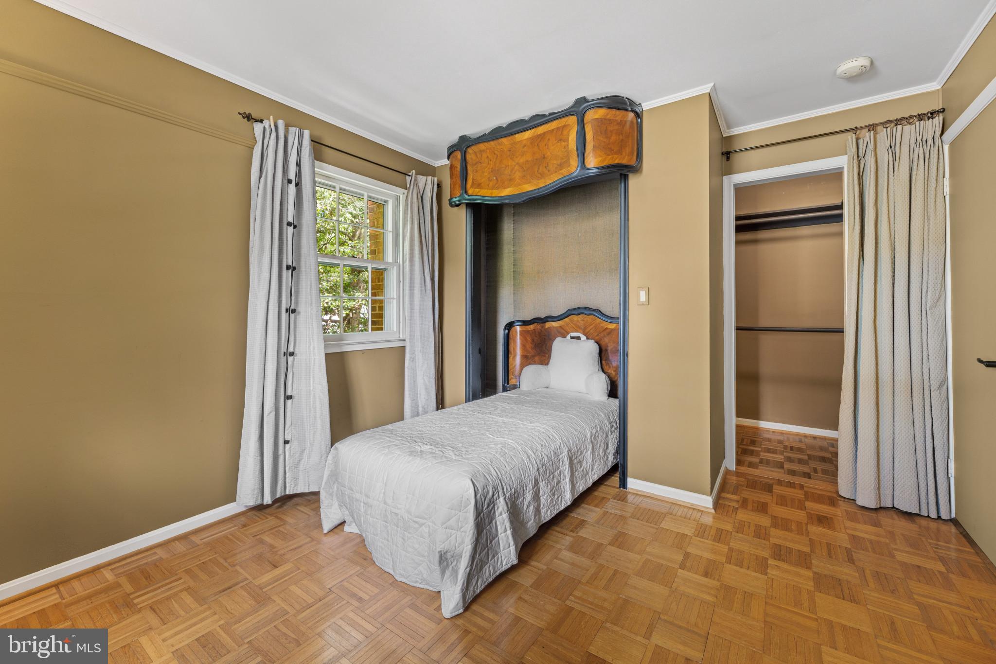 WILLOW WOODS - Residential