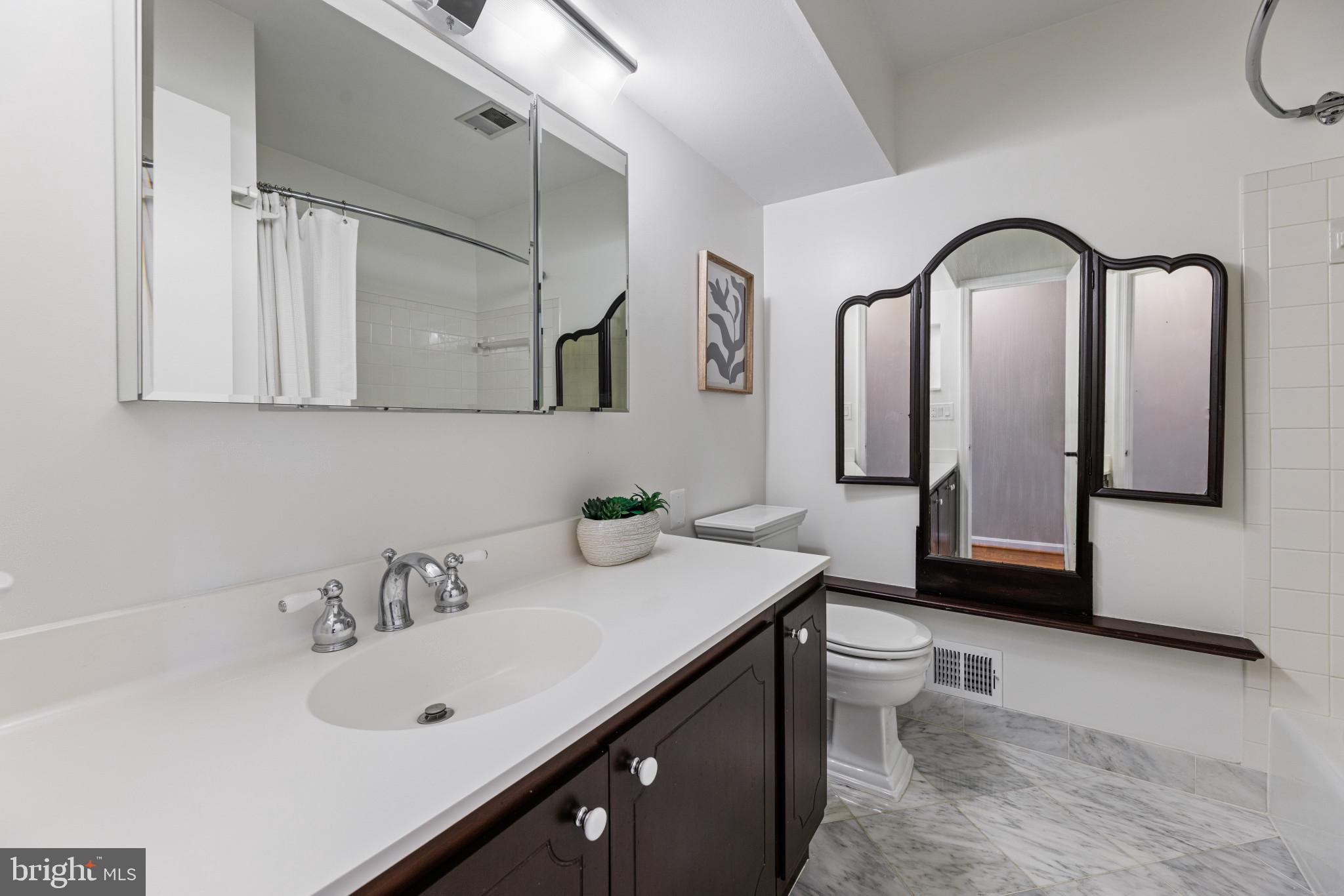 WILLOW WOODS - Residential