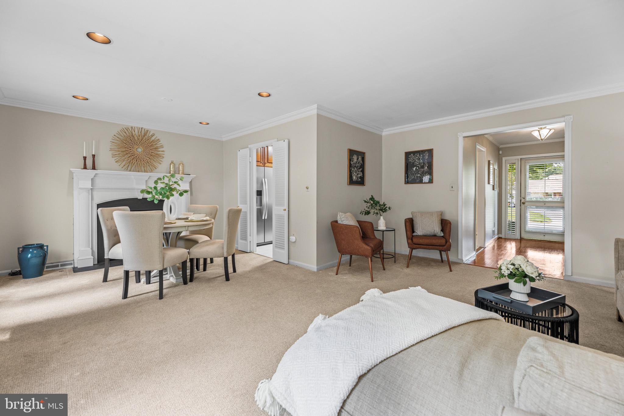 WILLOW WOODS - Residential