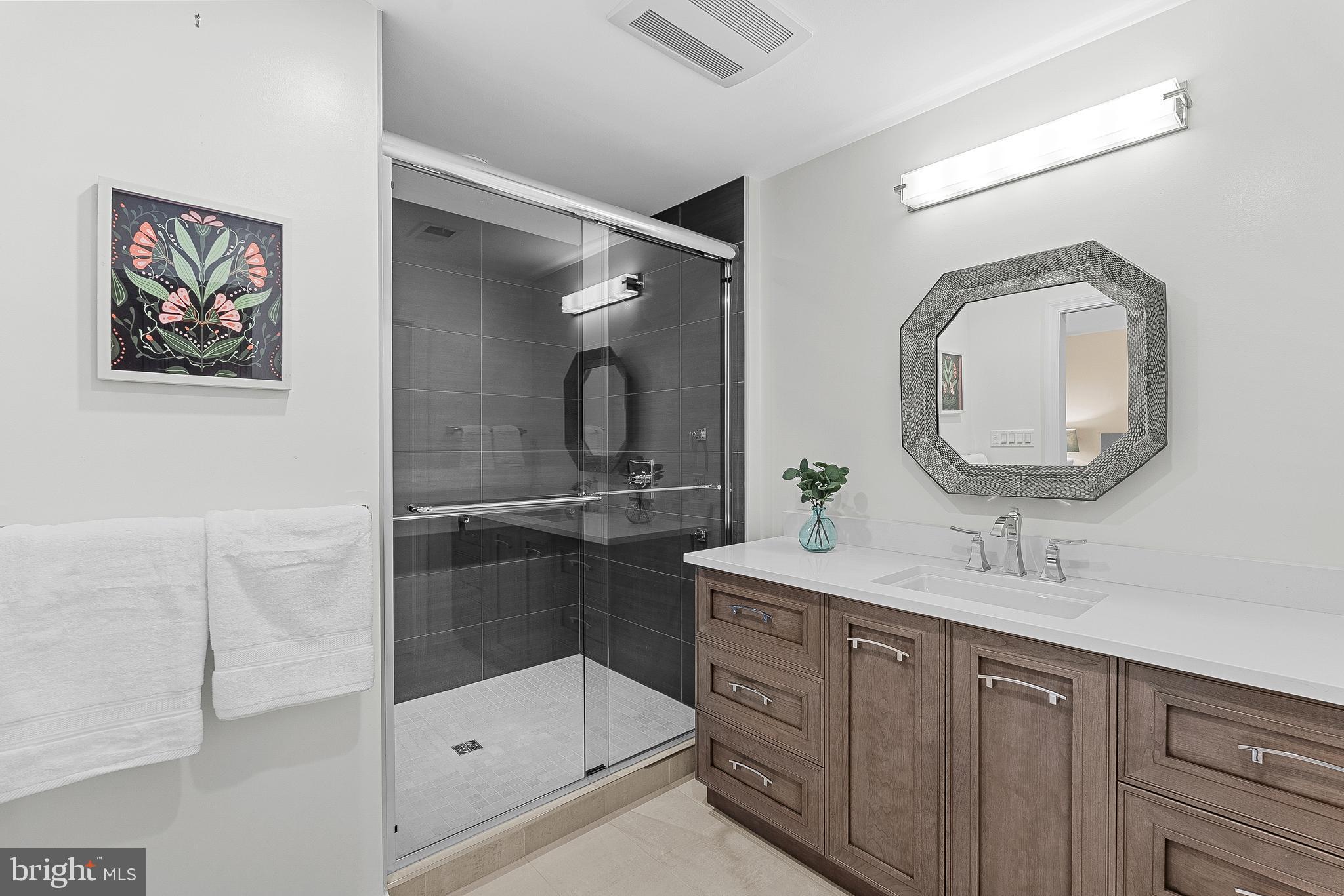 WILLOW WOODS - Residential