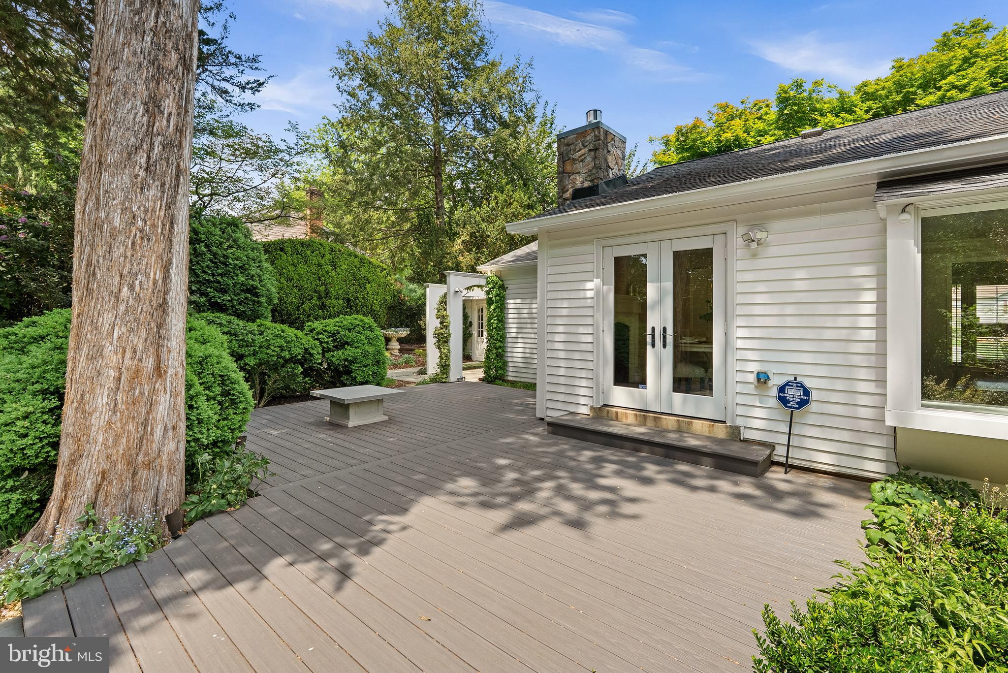 WILLOW WOODS - Residential