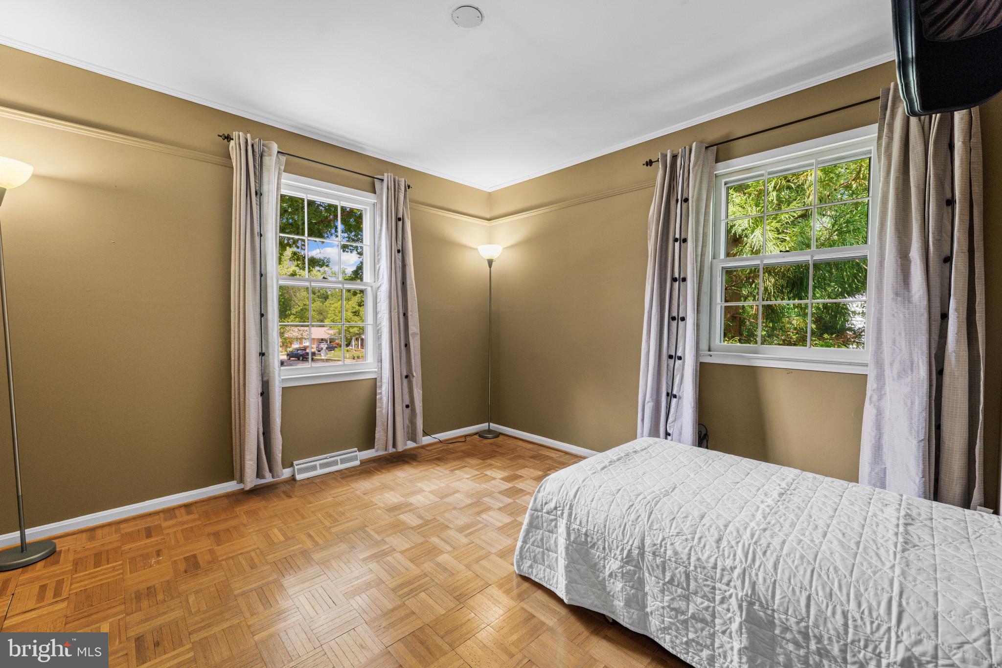 WILLOW WOODS - Residential